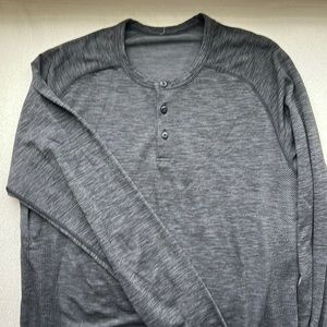 Men’s Lulu Henley